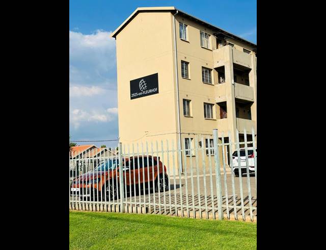 2 BEDROOM APARTMENT FOR SALE IN FLEURHOF